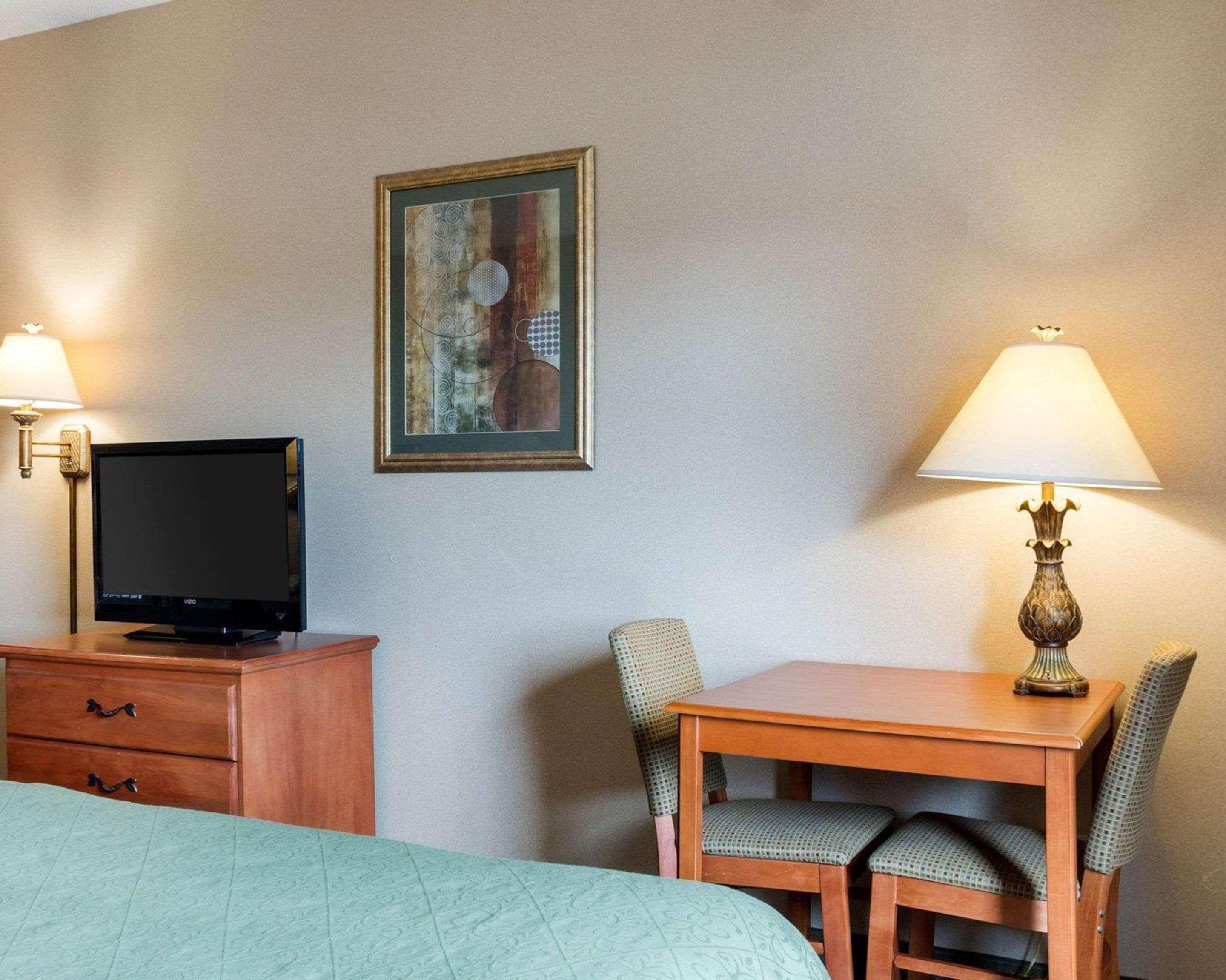 Quality Inn Brookings-University Exterior photo