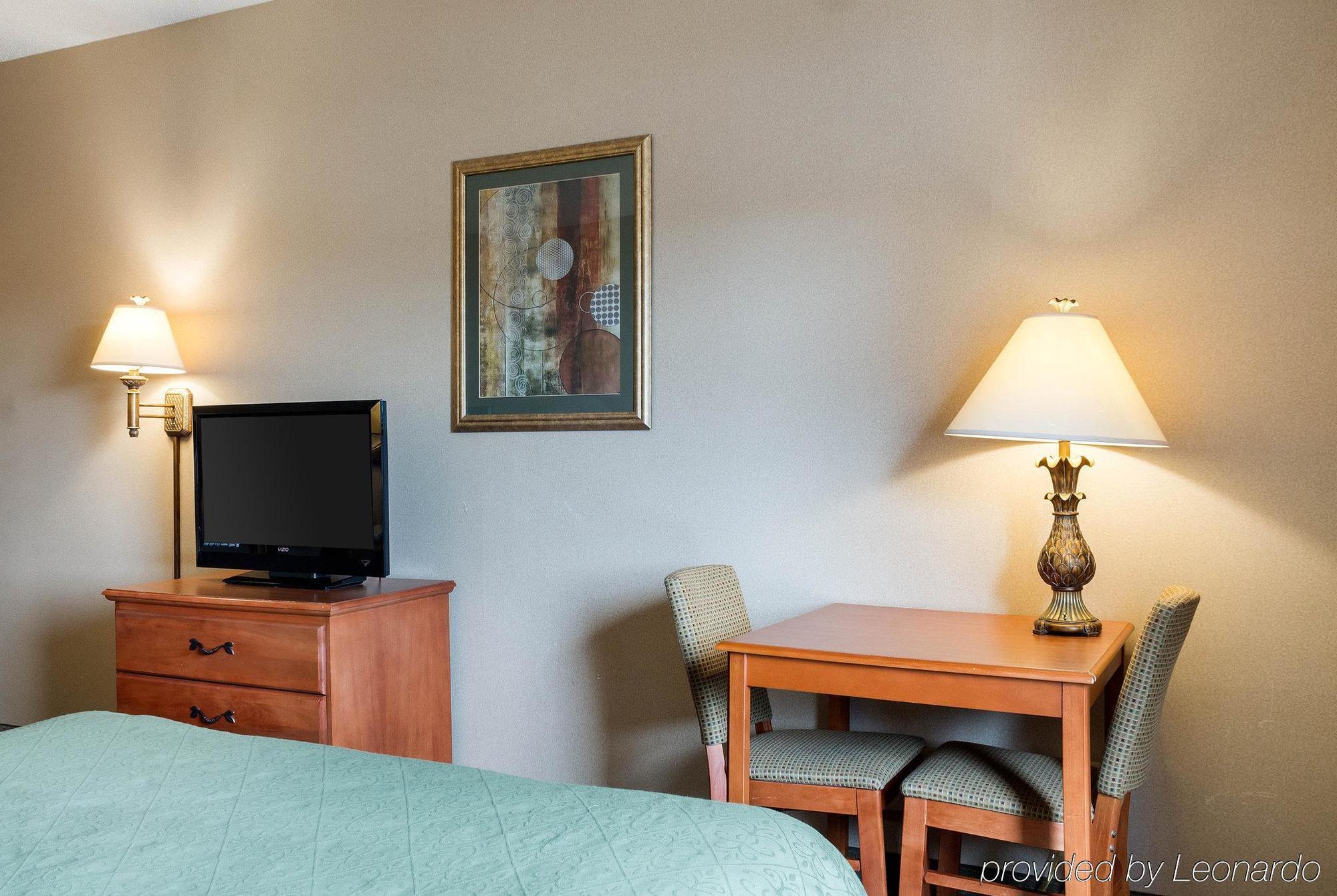 Quality Inn Brookings-University Exterior photo