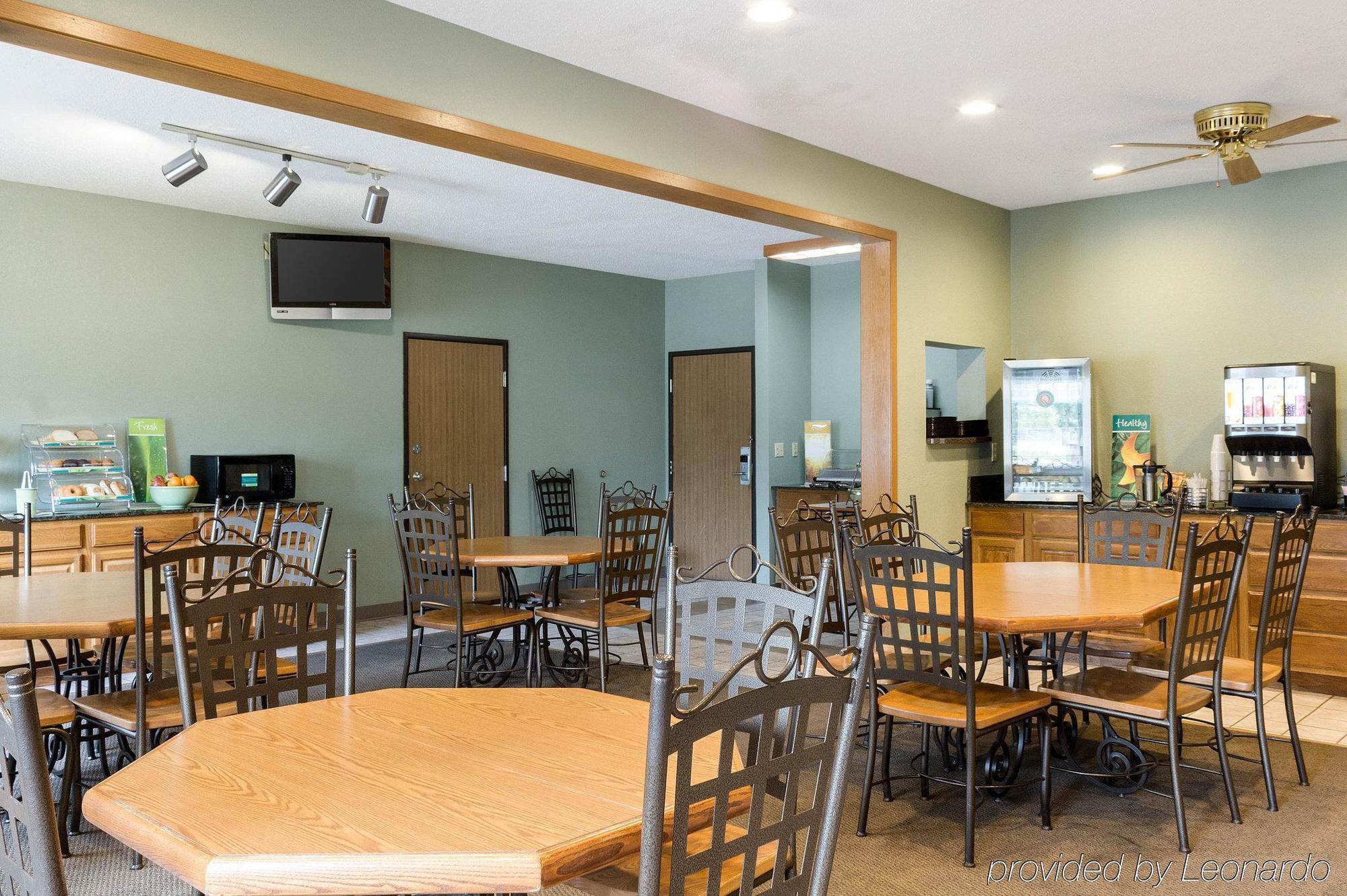 Quality Inn Brookings-University Exterior photo